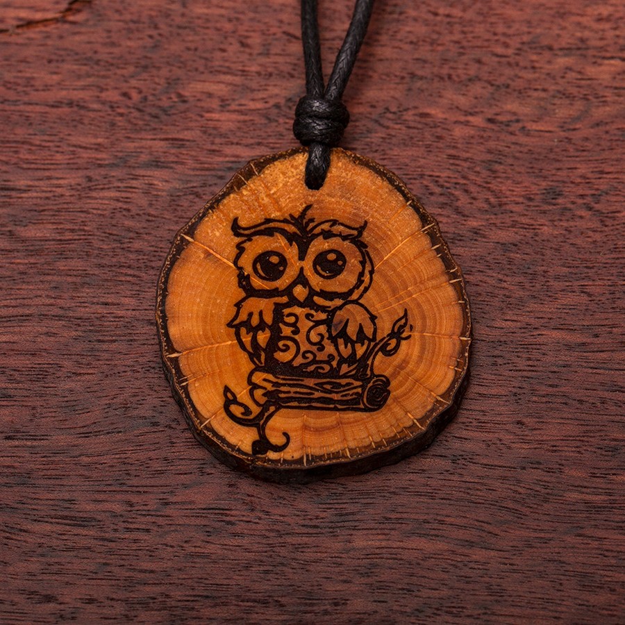 Eule Kette Holzschmuck aus Naturholz / Anhänger