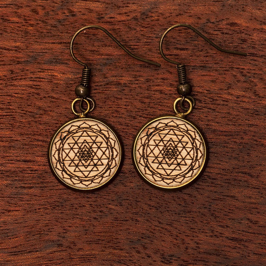 Sri Yantra Ohrringe Holzschmuck aus Naturholz / Anhänger