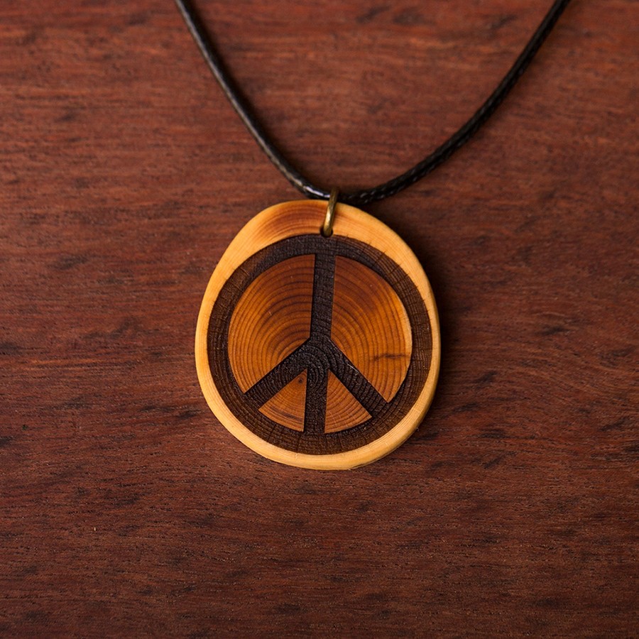Peace Kette Holzschmuck aus Naturholz / Anhänger