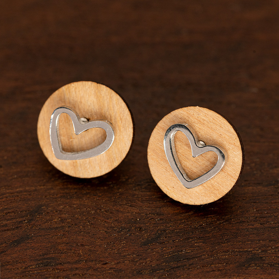 Herzen Ohrstecker Holzschmuck aus Naturholz / Anhänger