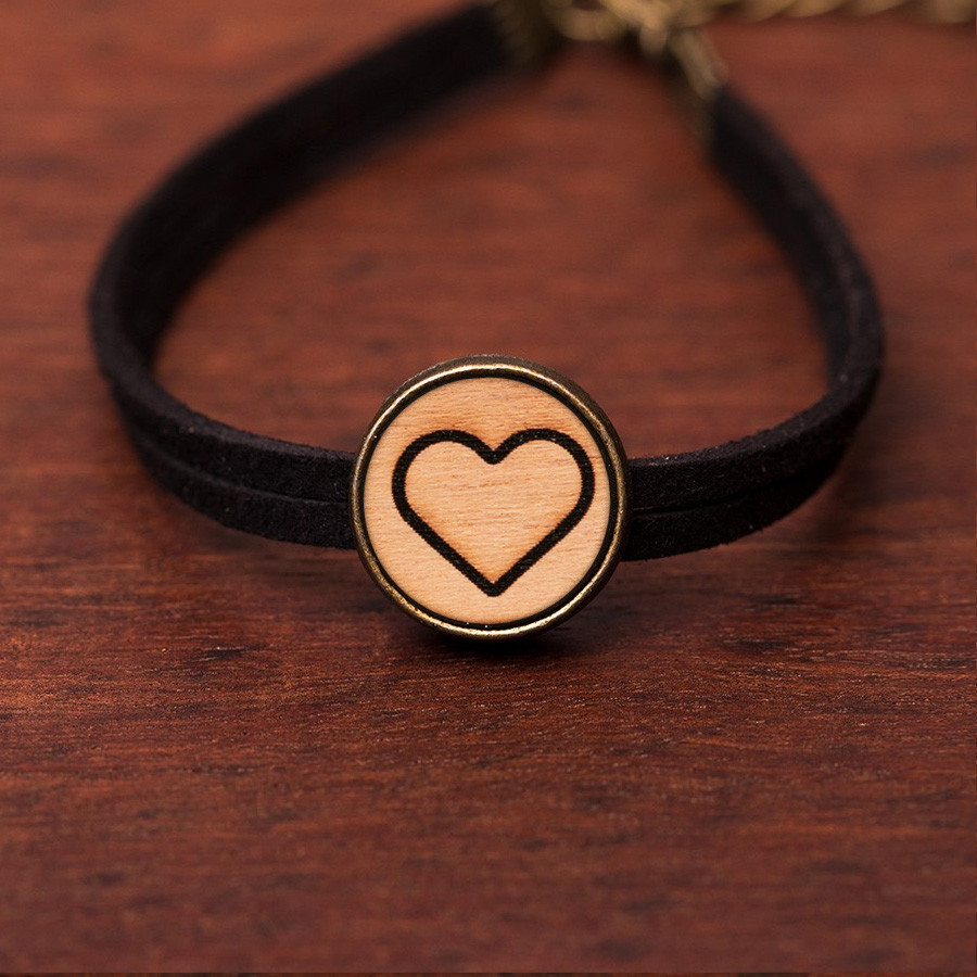 Herz Armkette Holzschmuck aus Naturholz / Anhänger